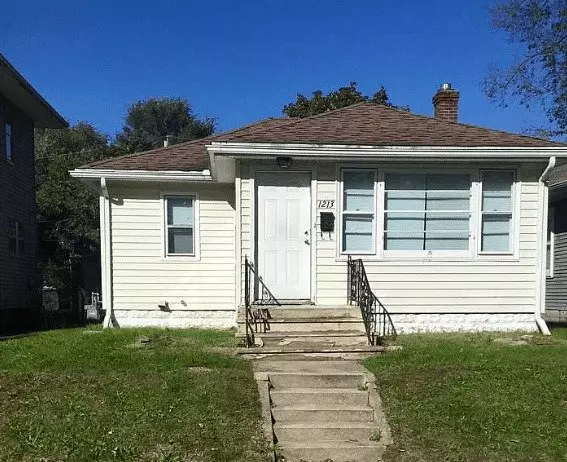 First Month Free When You Move In By 6/7/24 House for rent in South Bend, IN