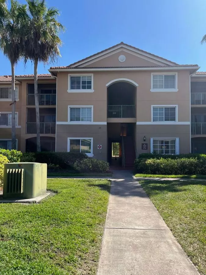 Gorgeous 1 Bedroom With Water Views In Portofino At Jensen Beach Apartment for rent in Jensen Beach, FL