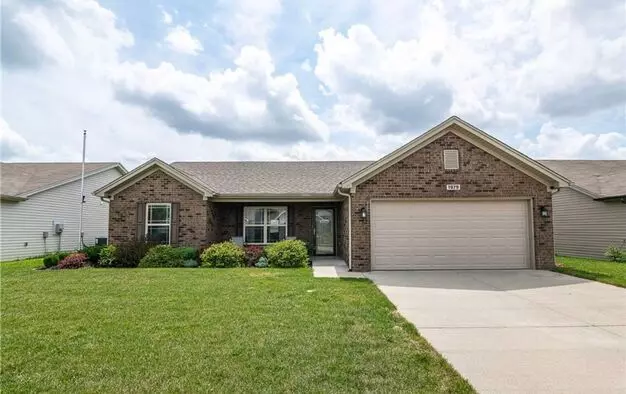 3br/2ba Home With Two Car Garage, Fenced Back Yard For Rent In Jeffersonville! Apartment for rent in Jeffersonville, IN 3br/2ba Home With Two Car Garage, Fenced Back Yard For Rent In Jeffersonville! Apartment for rent in Jeffersonville, IN