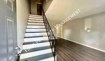 2 of 12 702 Roberta Dr Apt D House for rent in Rossville, GA