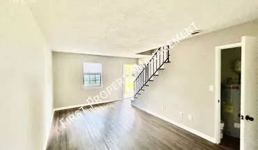 4 of 12 702 Roberta Dr Apt D House for rent in Rossville, GA