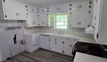 4 of 19 3 Bed • 1 Bath • Stonework Home In Newark Area With Rustic Charm And Country Living House for rent in Newark, AR