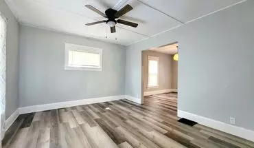 2 of 15 223 E. Calvert St. Available Soon! House for rent in South Bend, IN