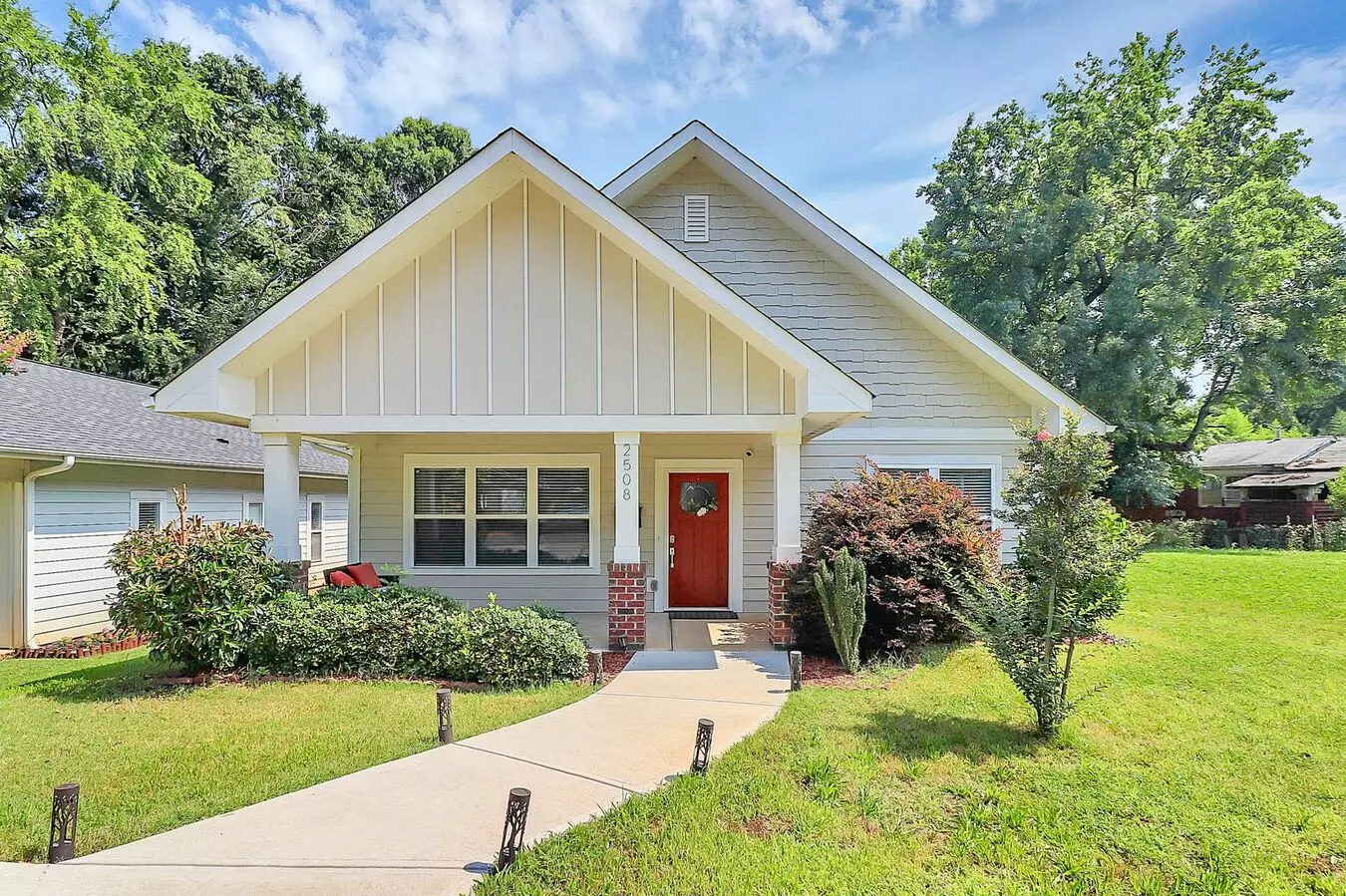 Newer Build Single Family In Washington Heights! House for rent in Charlotte, NC