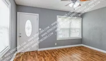 2 of 16 3919 14th St House for rent in Des Moines, IA