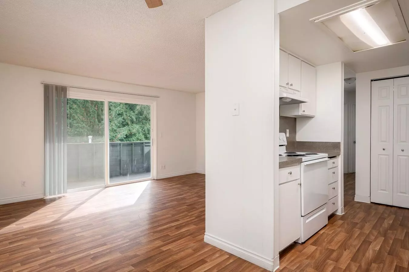 #304 Edgewood Manor Apartment for rent in Tigard, OR