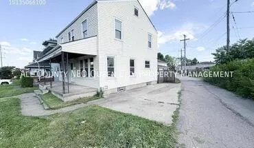 2 of 35 22 E Siebenthaler Ave House for rent in Dayton, OH