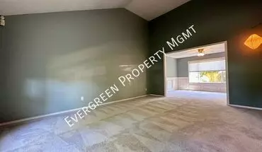3 of 20 14428 SE Sieben Creek Dr House for rent in Clackamas, OR