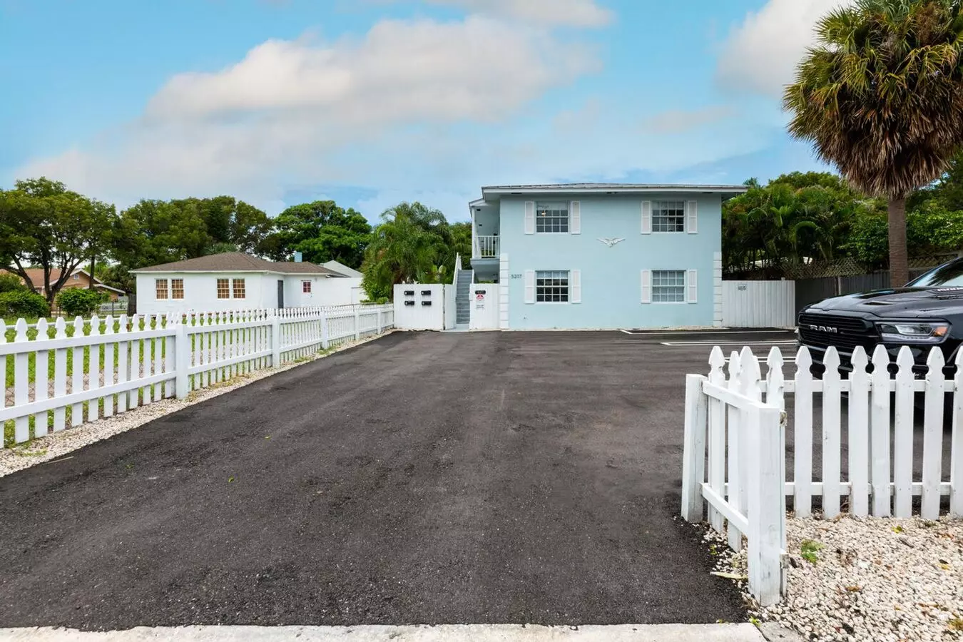5207 N Flagler Dr Apartment for rent in West Palm Beach, FL