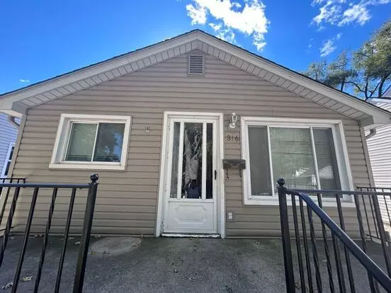 316 E George Ave Apartment for rent in Hazel Park, MI