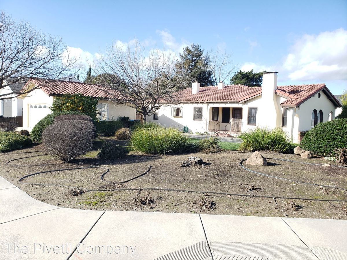 1570 Cienega RD Hollister, CA House for Rent Rentable