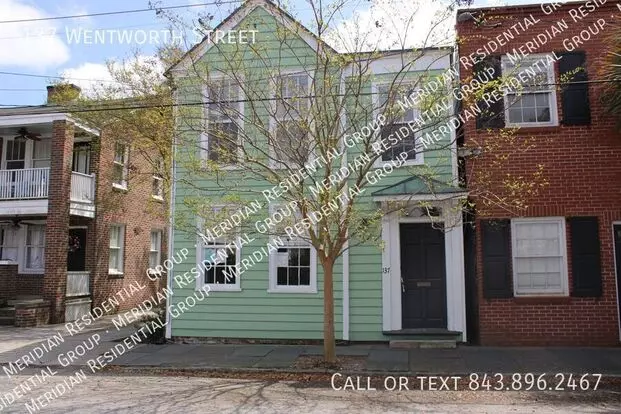 137 Wentworth St Apartment for rent in Charleston, SC