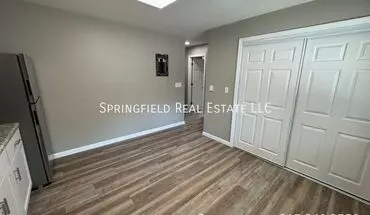2 of 6 1507 W. Enos Apartment for rent in Springfield, IL