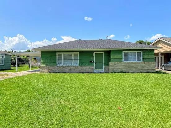 Affordable 3-bedroom Home With Fenced Yard & Garage Apartment for rent in Lake Charles, LA