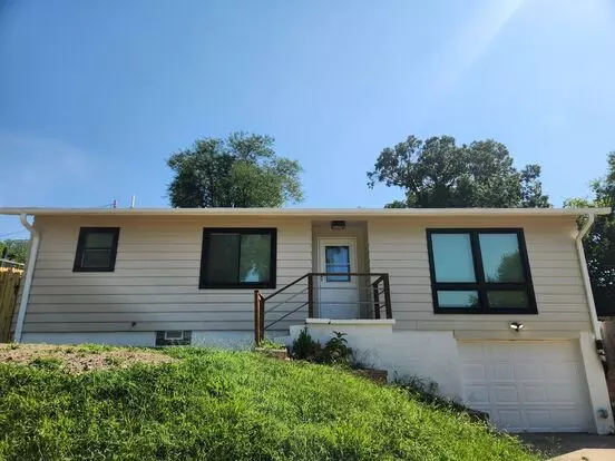 3/2/1 Newly Remodeled Plattsmouth House! Apartment for rent in Plattsmouth, NE