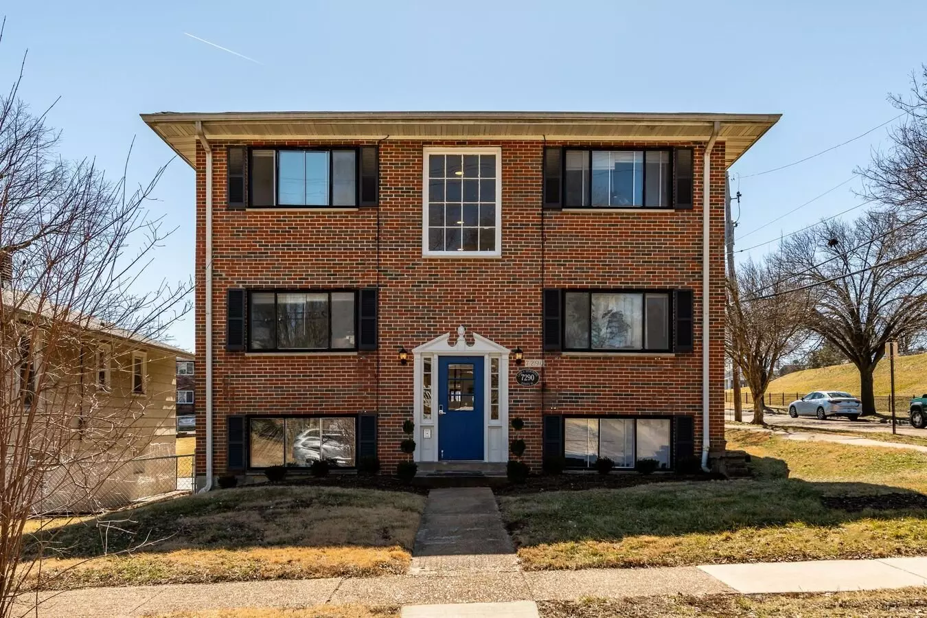 Cozy 1 Bedrooms In Maplewood Apartment for rent in Maplewood, MO