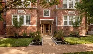 3 of 7 Renovated From Top To Bottom 2bd/1baths - Demun Apartment for rent in Clayton, MO