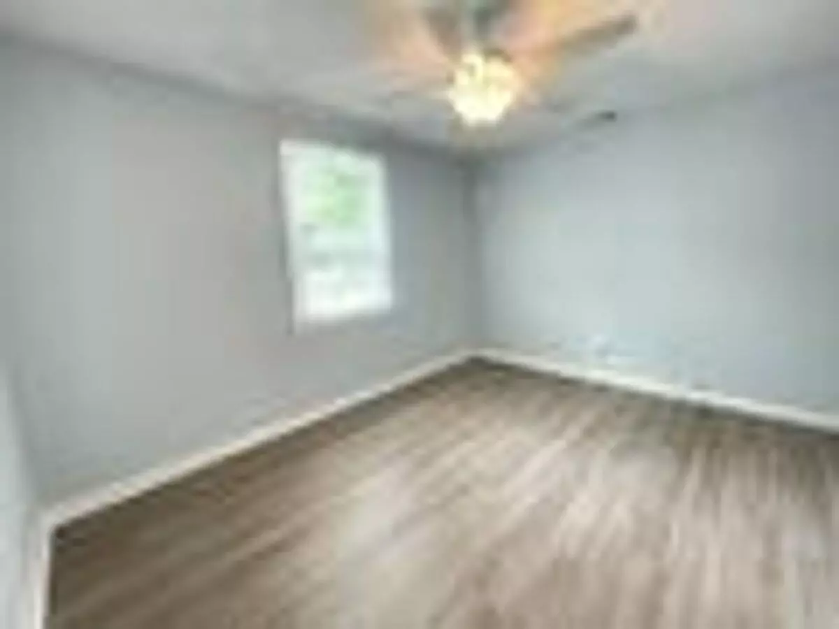 2 of 4 Murray Group Apartment for rent in Hanahan, SC