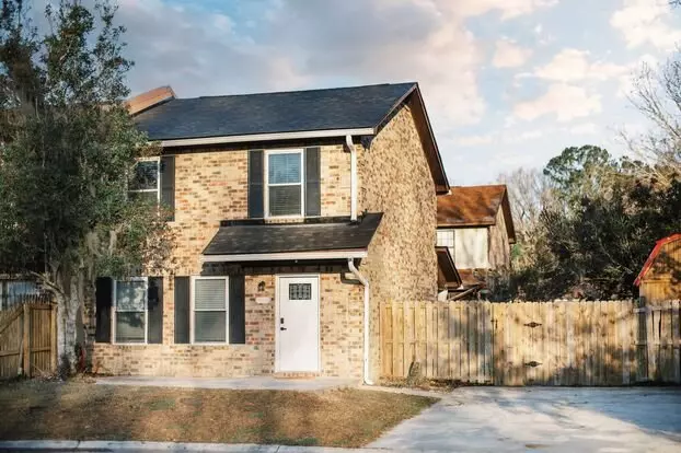 Balmoral Apartment for rent in North Charleston, SC