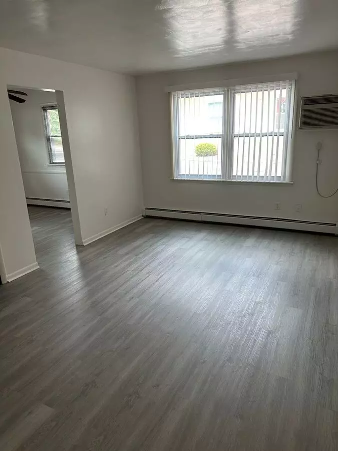 The Villages At Lemans Apartment for rent in Boardman, OH