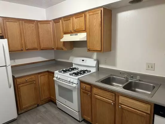 The Villages At Lemans Apartment for rent in Boardman, OH