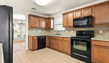 3 of 15 6106 Emilie Ln House for rent in Killeen, TX