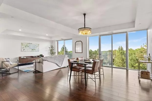 Remodeled 2bd, 2ba Englewood Condo With Mountain Views And 3 Parking Spots Apartment for rent in Englewood, CO