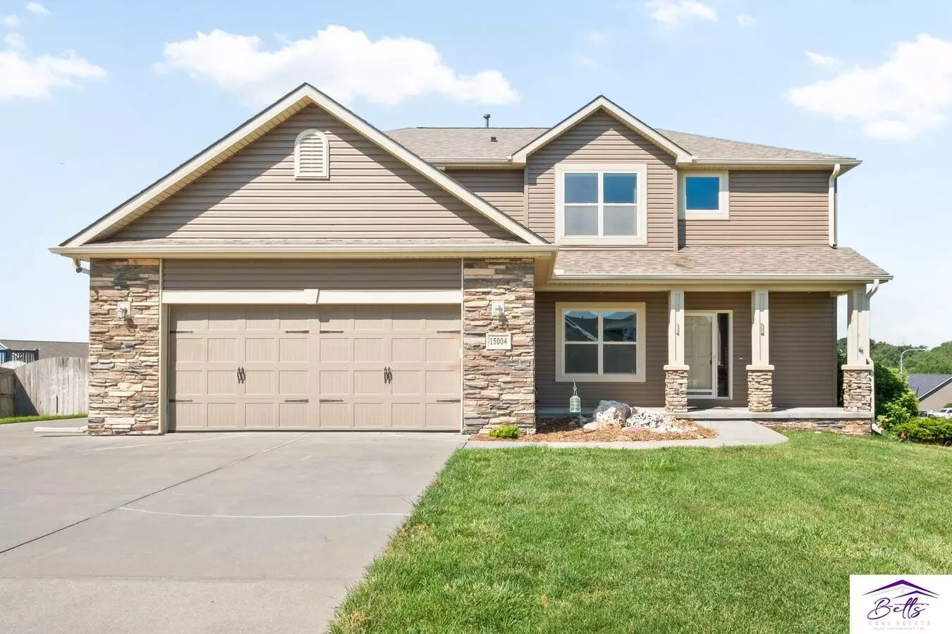 Available Now! House for rent in Bennington, NE