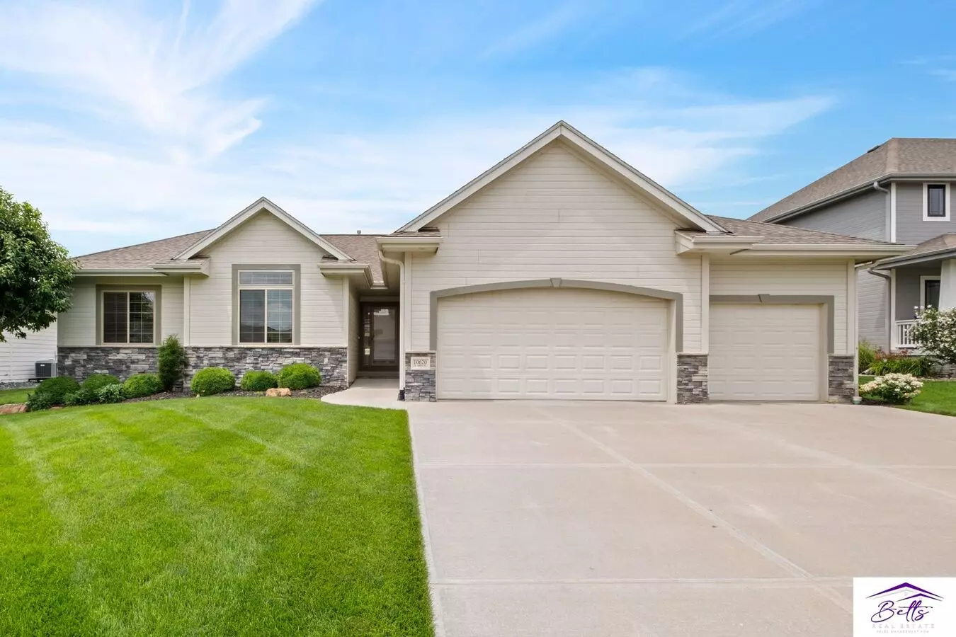 Available Now! House for rent in Omaha, NE