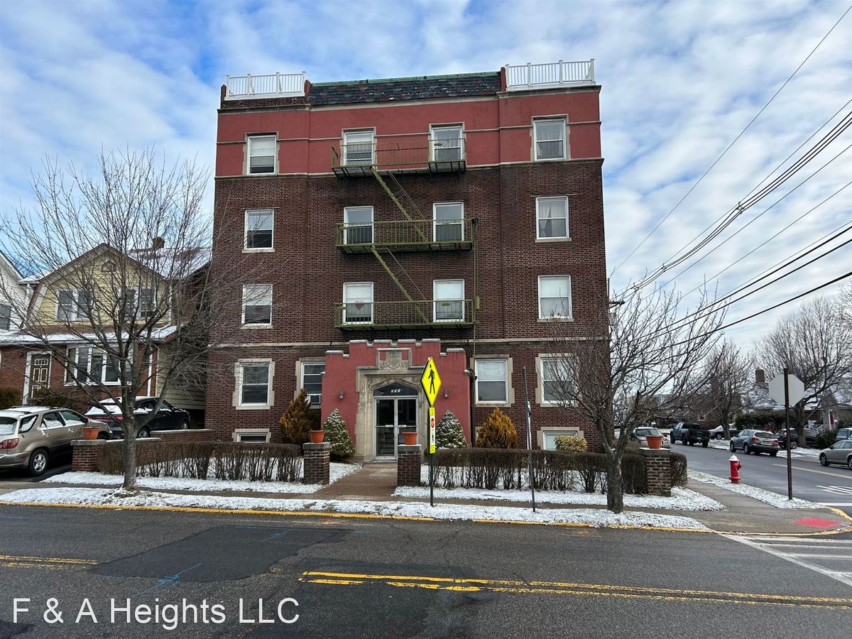 271 Williams Ave Hasbrouck Heights, NJ Apartment for Rent