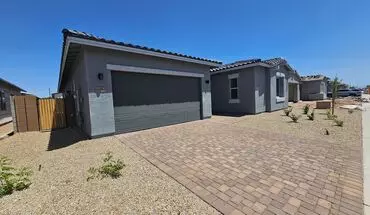 3 of 75 Beautiful And Spacious House for rent in Surprise, AZ