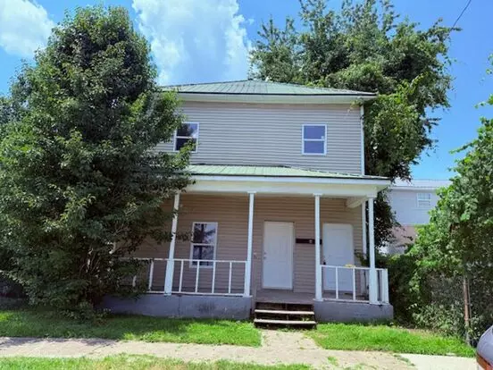 703 Kenova Apartment for rent in Kenova, WV 703 Kenova Apartment for rent in Kenova, WV