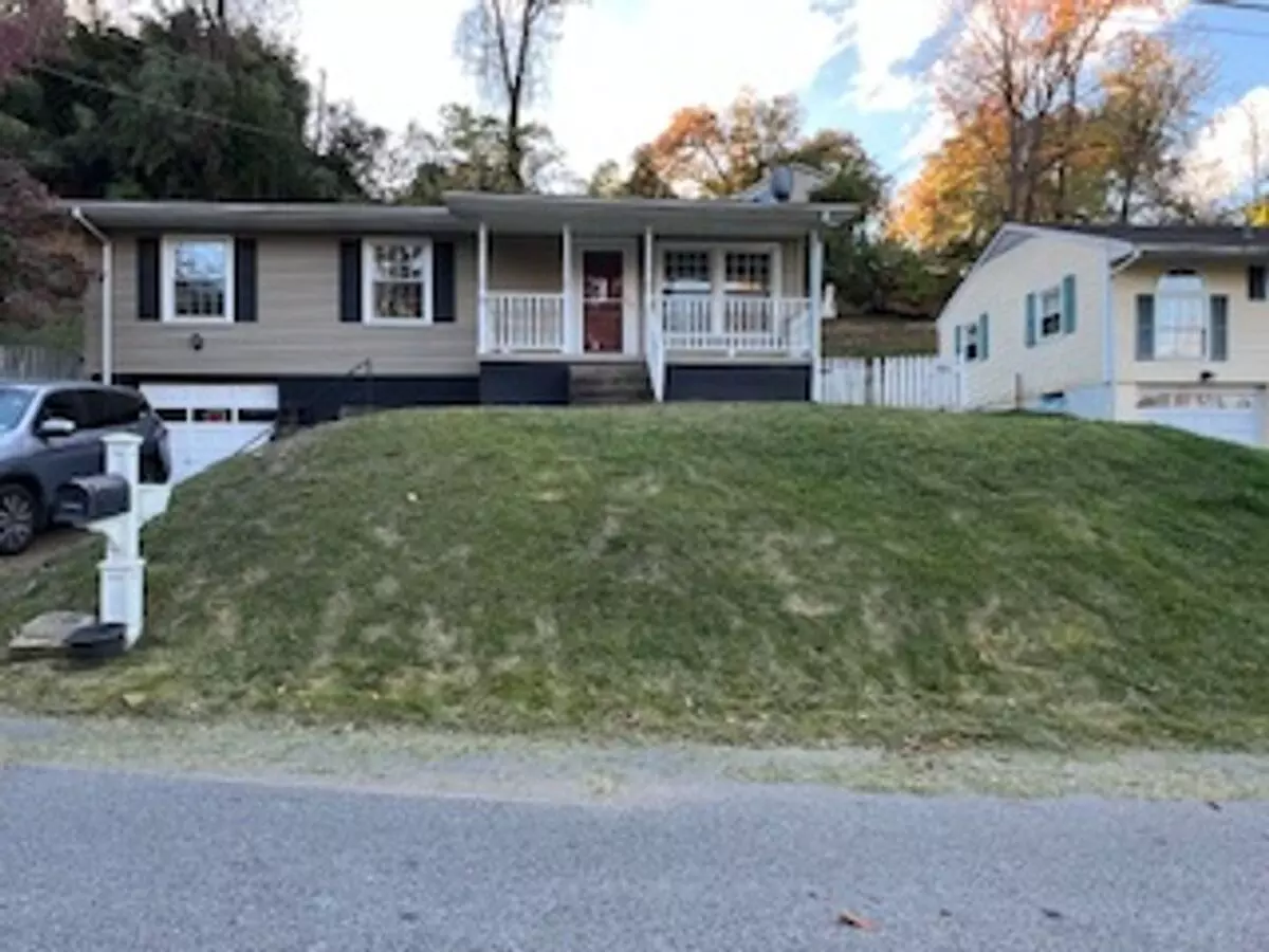 23 S Queens Ct House for rent in Huntington, WV