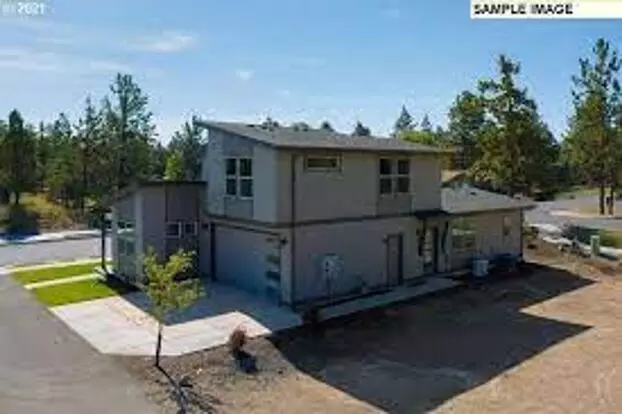 One Bedroom Apartment With Washer/dryer Apartment for rent in La Pine, OR