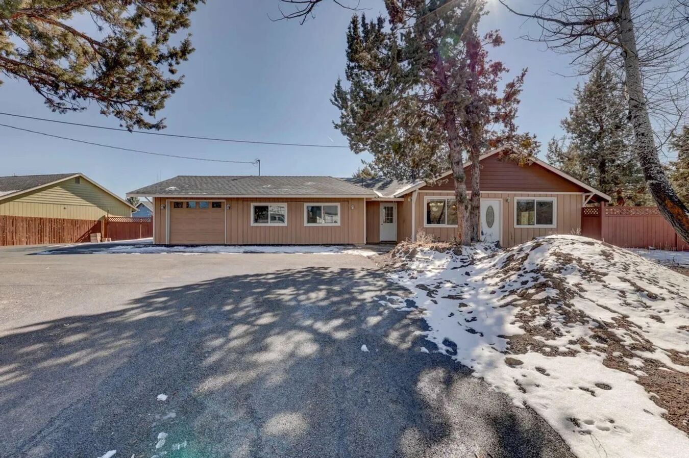 1975 NE Butler Market Rd Bend, OR House for Rent Rentable