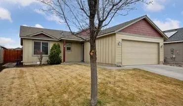 2 of 40 953 SW 25th Pl House for rent in Redmond, OR