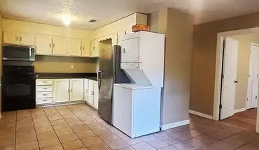 2 of 22 Lee Carson Properties Apartment for rent in Starkville, MS