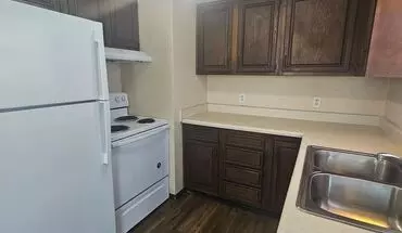 5 of 8 3367 Hillandale Rd. &amp; 2931 W 34th St. Apartment for rent in Davenport, IA