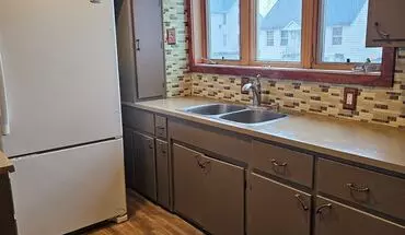 4 of 14 1542 W 16th St House for rent in Davenport, IA