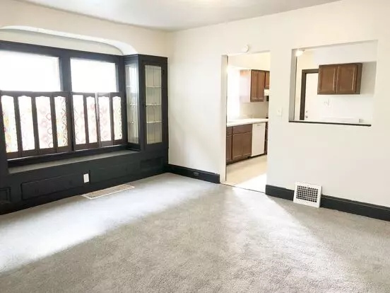 9206 Vineyard Apartment for rent in Cleveland, OH