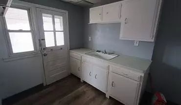3 of 18 1510 E 248 House for rent in Euclid, OH