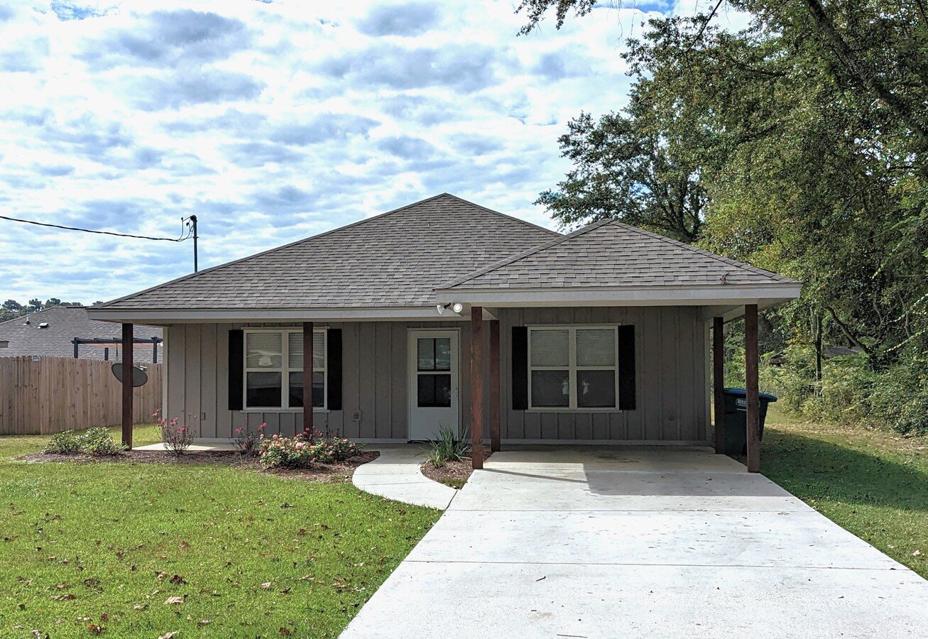 115 Holly Dr Petal, MS House for Rent Rentable