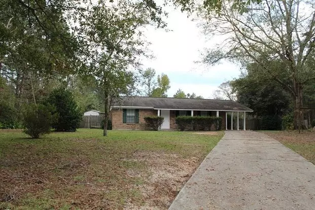 52 Davis Ln Apartment for rent in Sumrall, MS