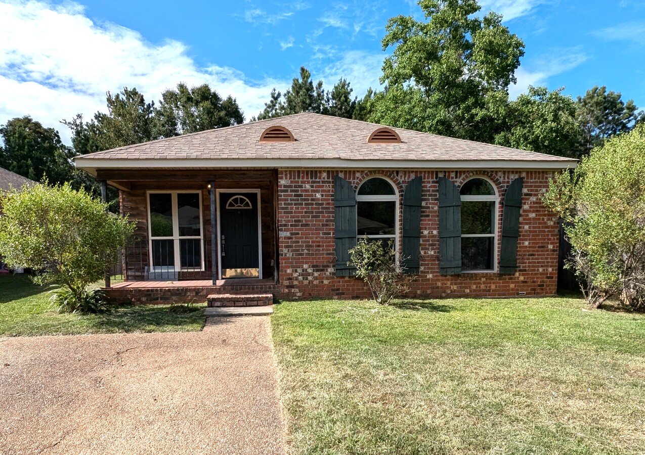 29 Lasalle 3bd/2ba Longleaf/og School With New... Apartments