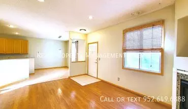 4 of 19 1949 Mockingbird Ave House for rent in Shakopee, MN