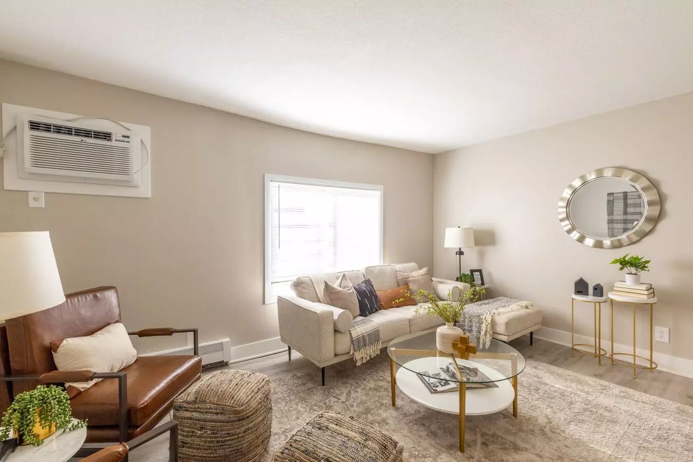 The Jefferson | Renovated 2-bedroom Apartment for rent in Des Moines, IA