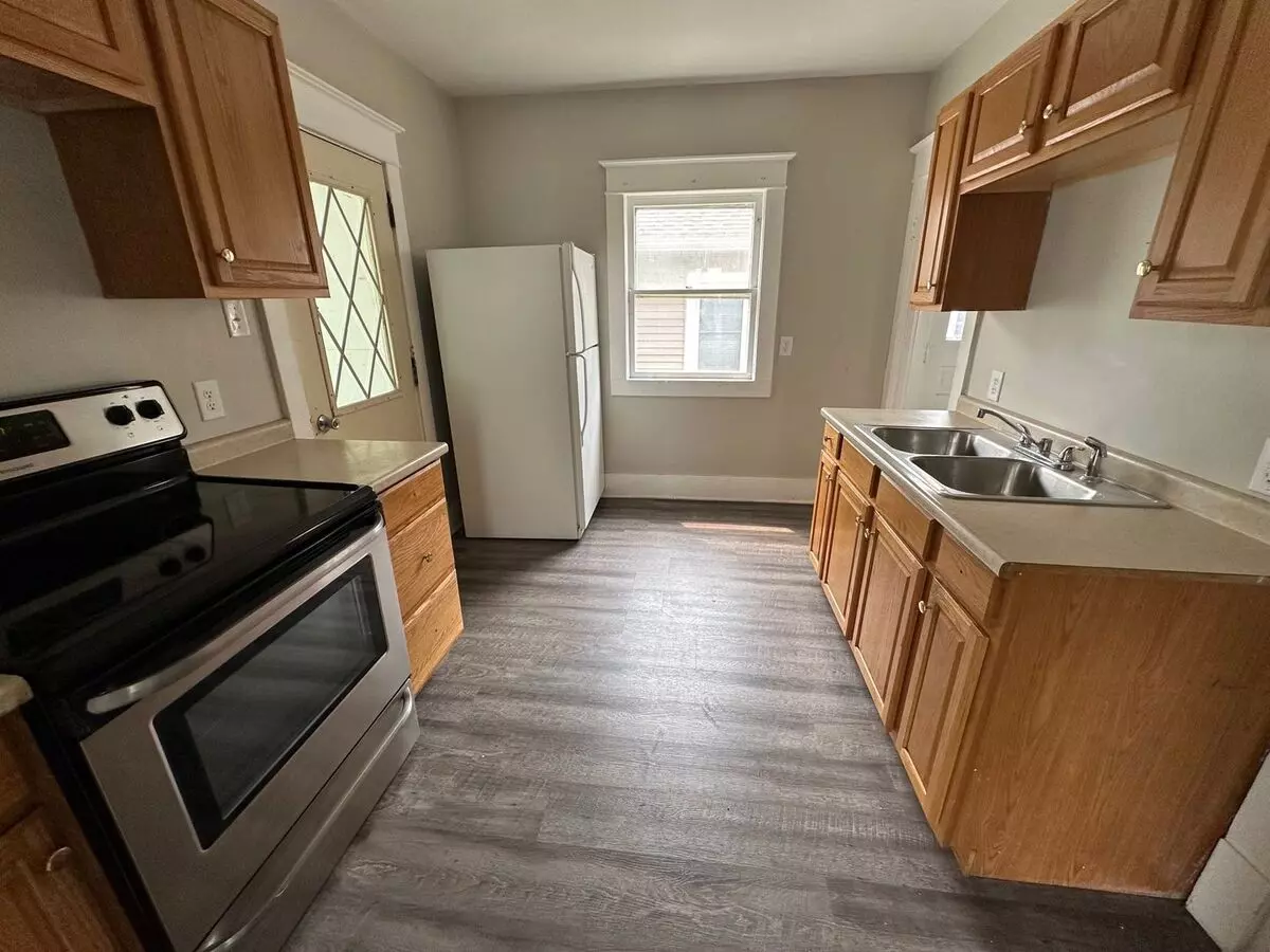 Recently Remodeled 4-bedroom, 1.5-bathroom Home – Mishawaka, In – $1,600/month | Section 8 Accepted House for rent in Mishawaka, IN