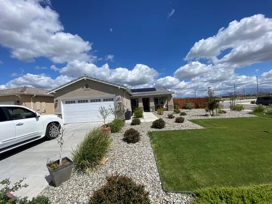 4 Bed 2 Bath Home In Ne Bakersfield! Apartment for rent in Bakersfield, CA 4 Bed 2 Bath Home In Ne Bakersfield! Apartment for rent in Bakersfield, CA