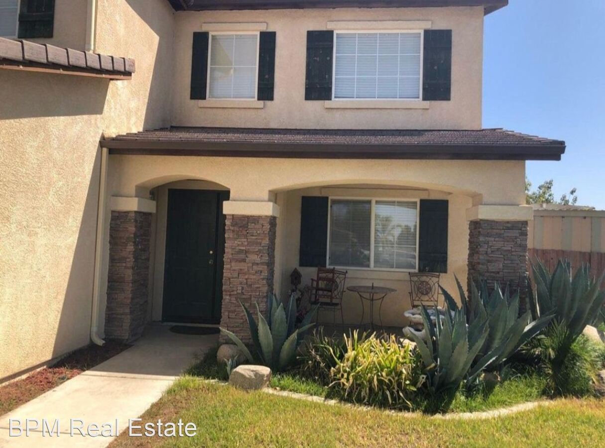 6016 River Raft Way Bakersfield, CA House for Rent Rentable