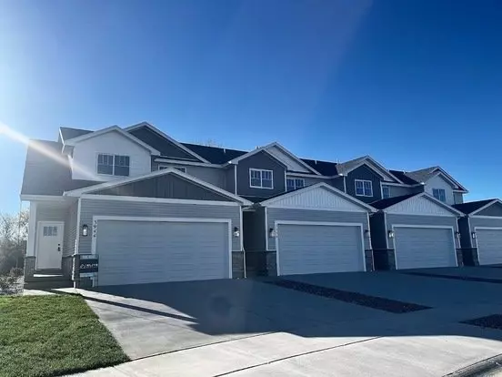 3 Bedroom Townhome Unfinished Basement Apartment for rent in Ammon, ID